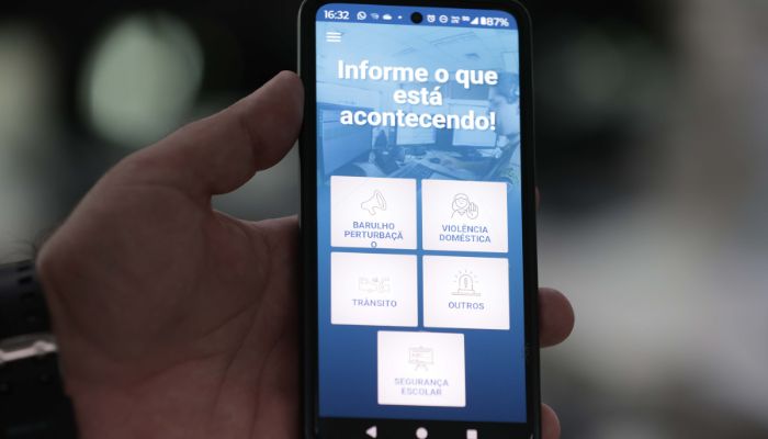 Foto: Geraldo Bubniak/AEN App 190 PR: tecnologia transformou o acionamento da Polícia Militar no Paraná